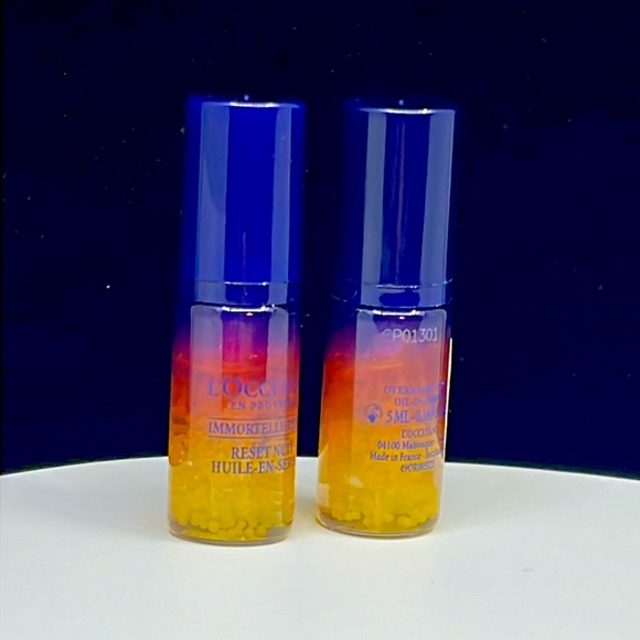 L'Occitane Immortelle Overnight Reset Oil in Serum Travel Size - Picture 2 of 2